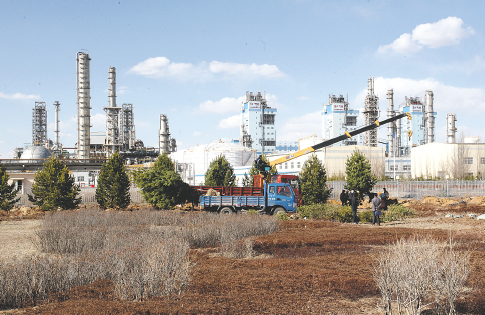 篮球比赛精彩瞬间